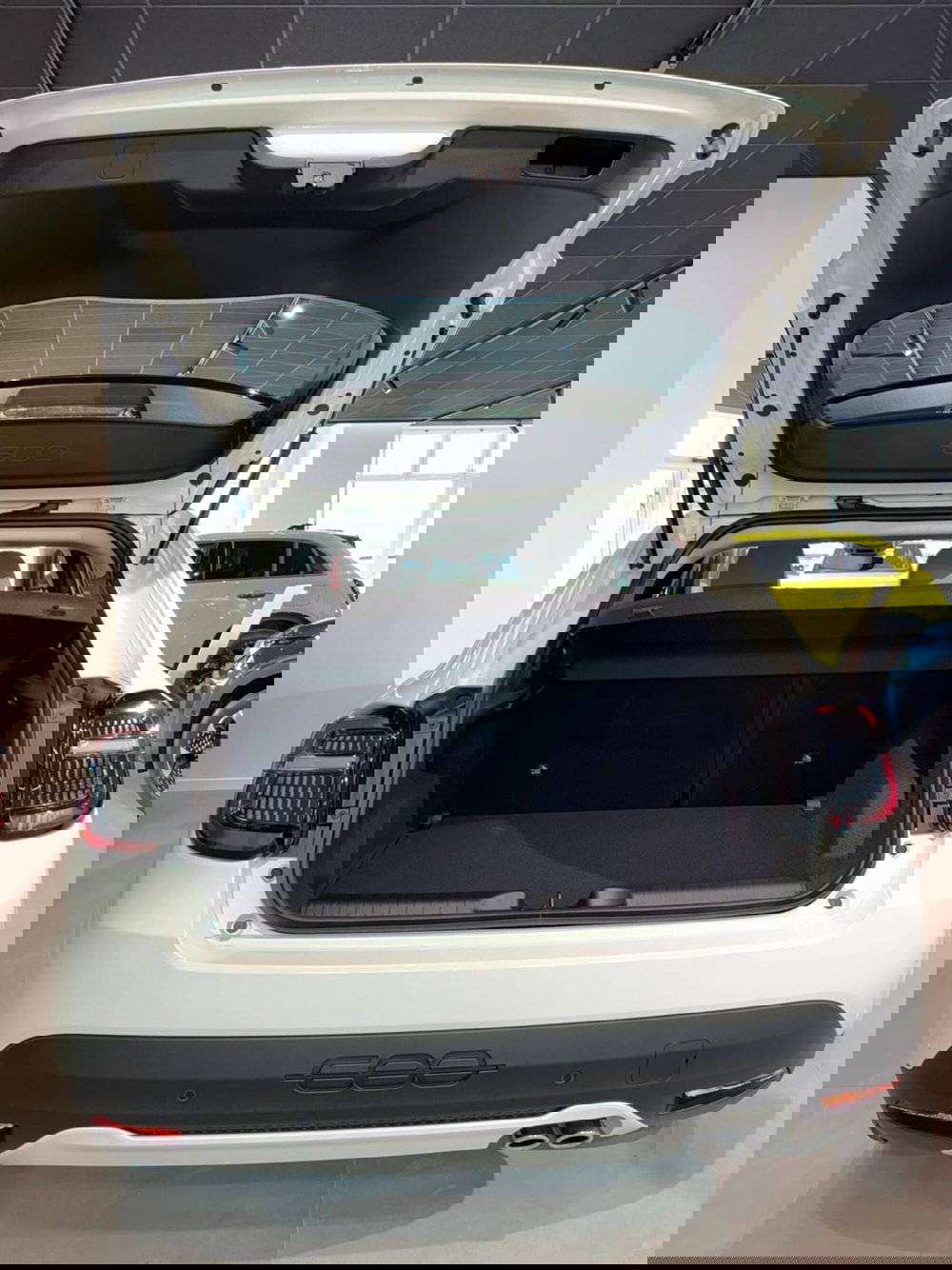 Fiat 600 nuova a Reggio Emilia (20)