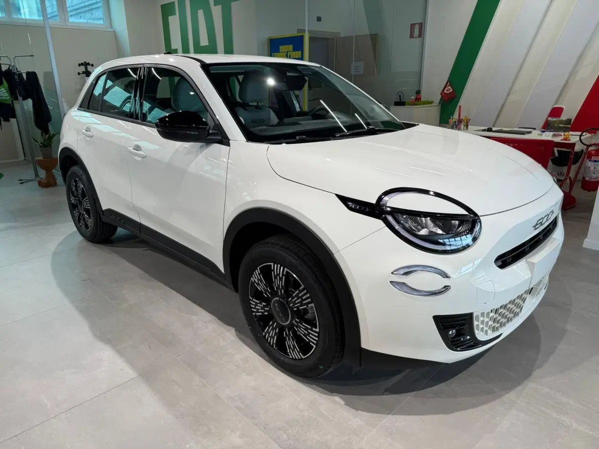 Fiat 600 nuova a Reggio Emilia (3)