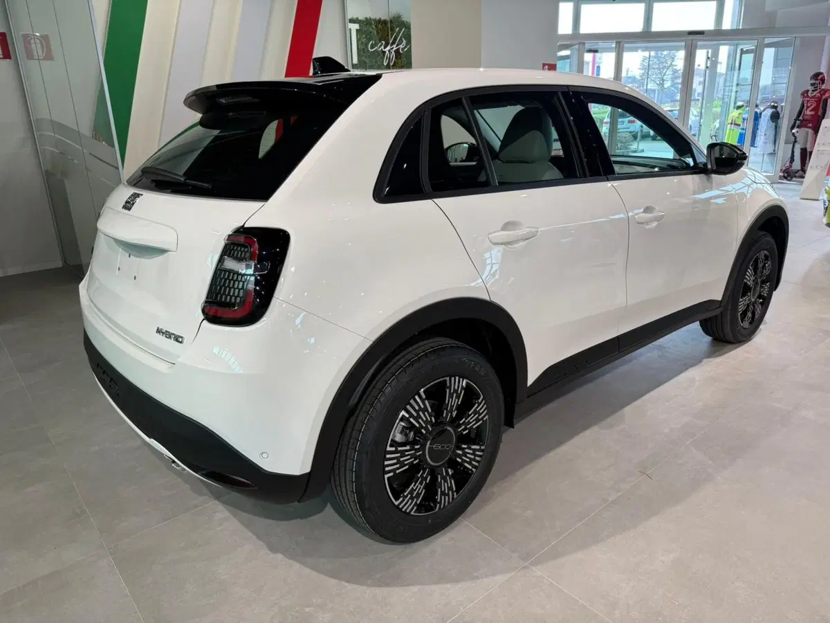 Fiat 600 nuova a Reggio Emilia (4)