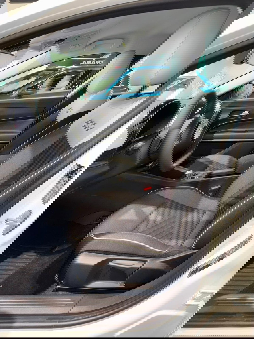 Fiat 600 nuova a Reggio Emilia (6)