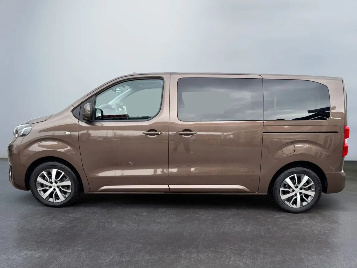 Opel Zafira Life usata a Modena (5)