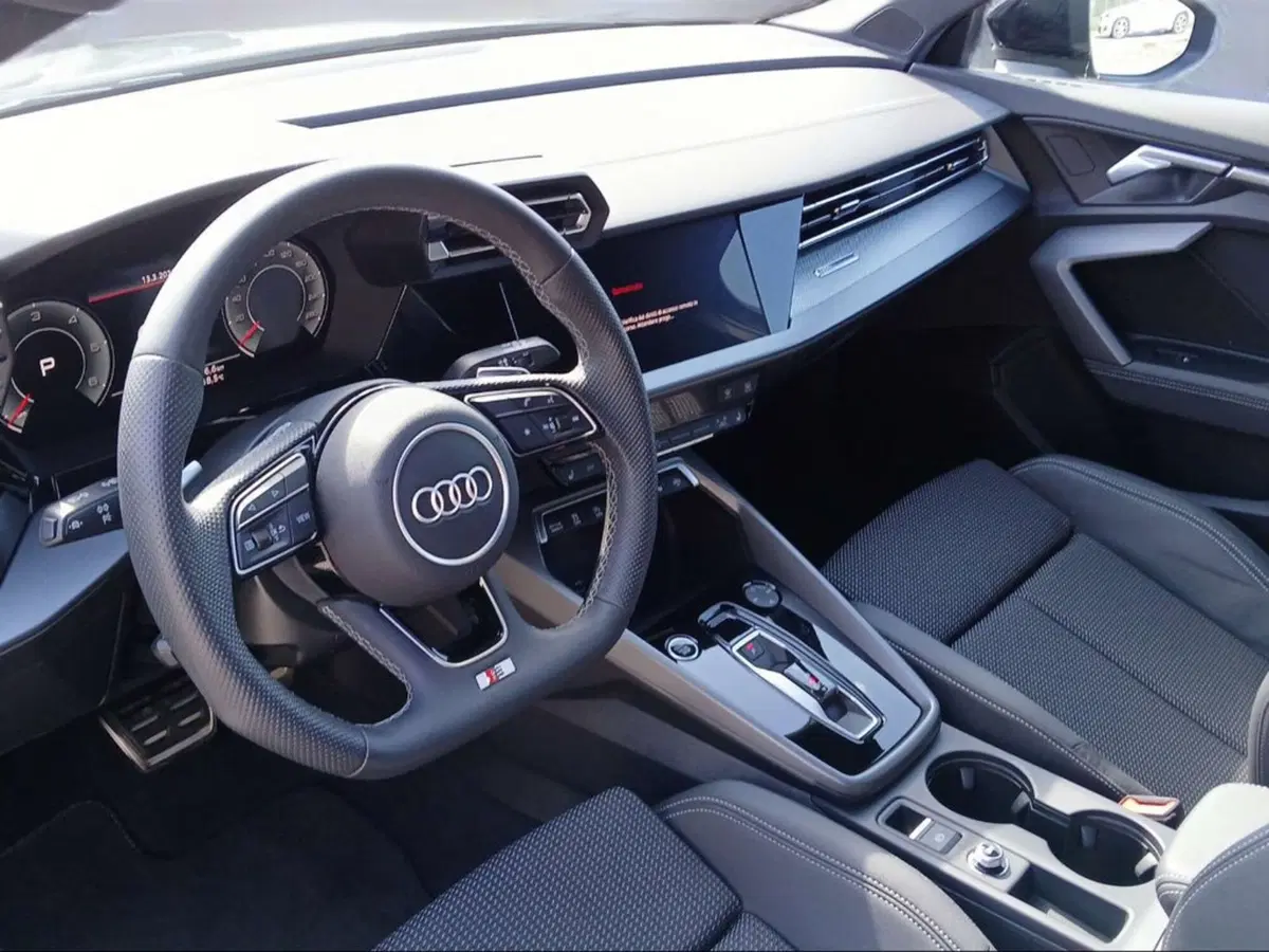 Audi A3 Sportback usata a Livorno (13)