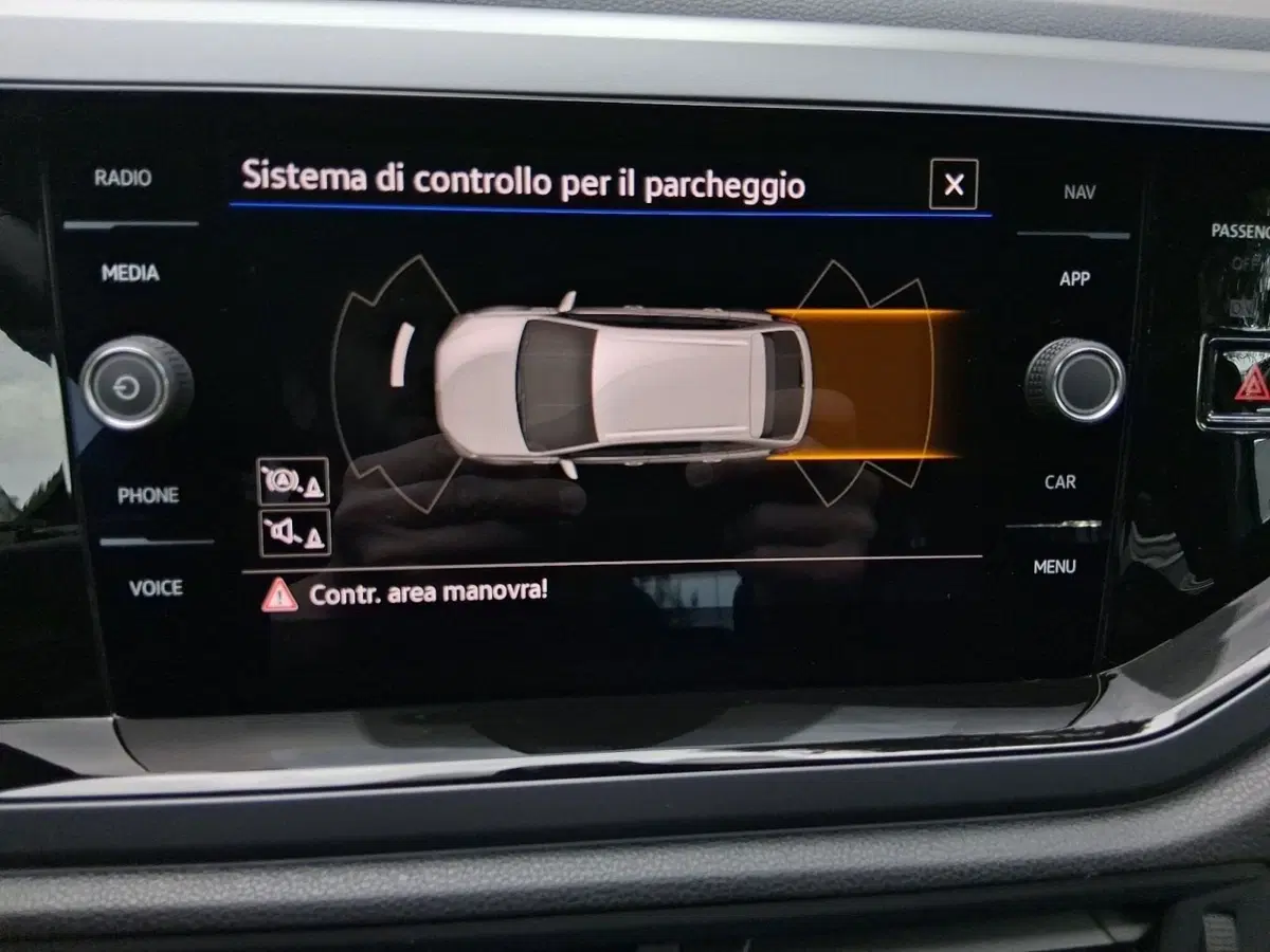 Volkswagen Taigo usata a Bologna (15)