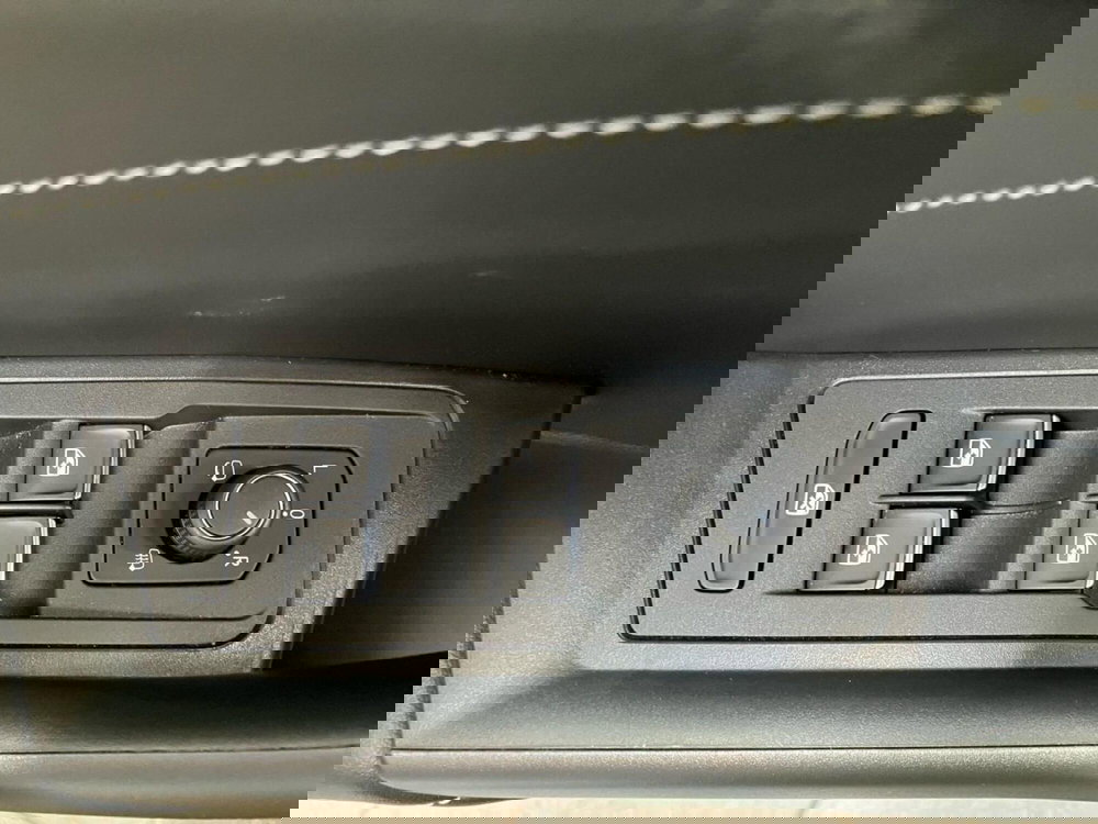 Volkswagen T-Roc usata a Bologna (18)