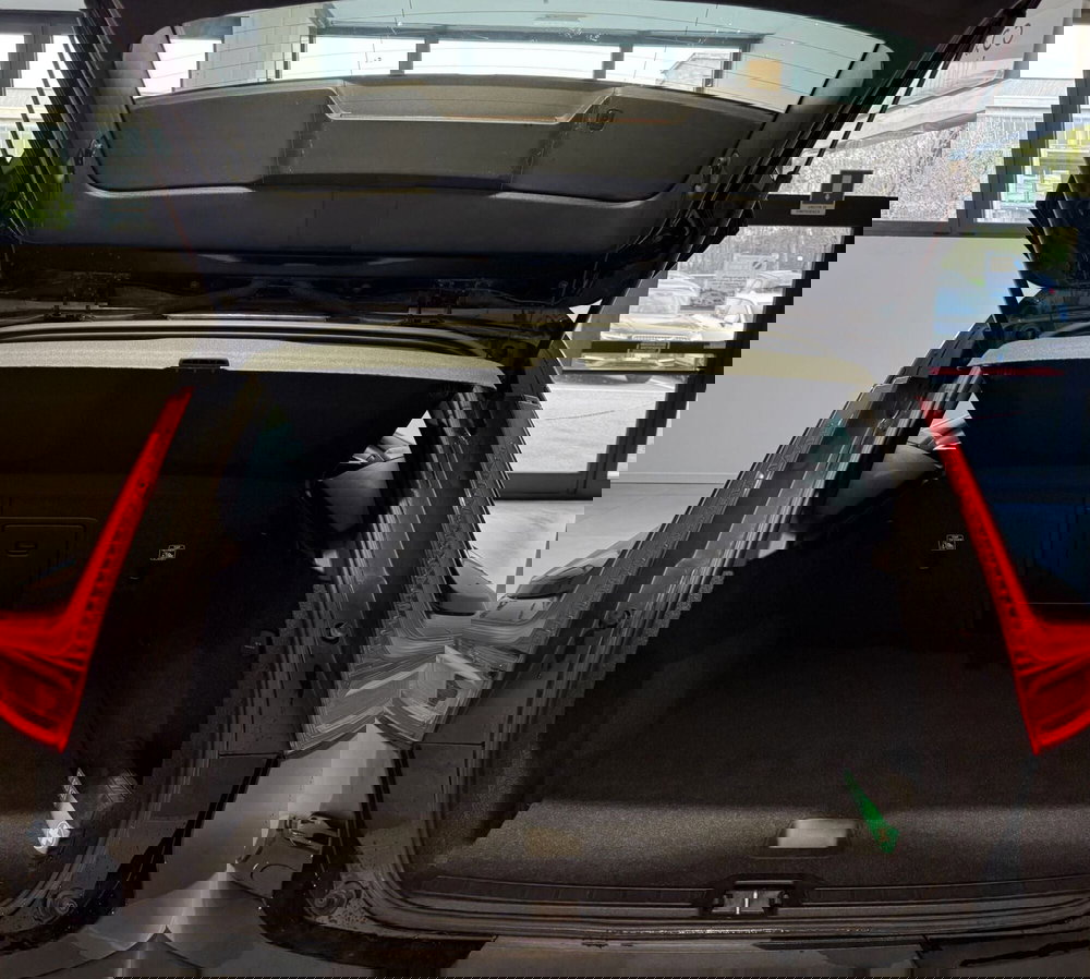 Volvo XC40 usata a Parma (10)