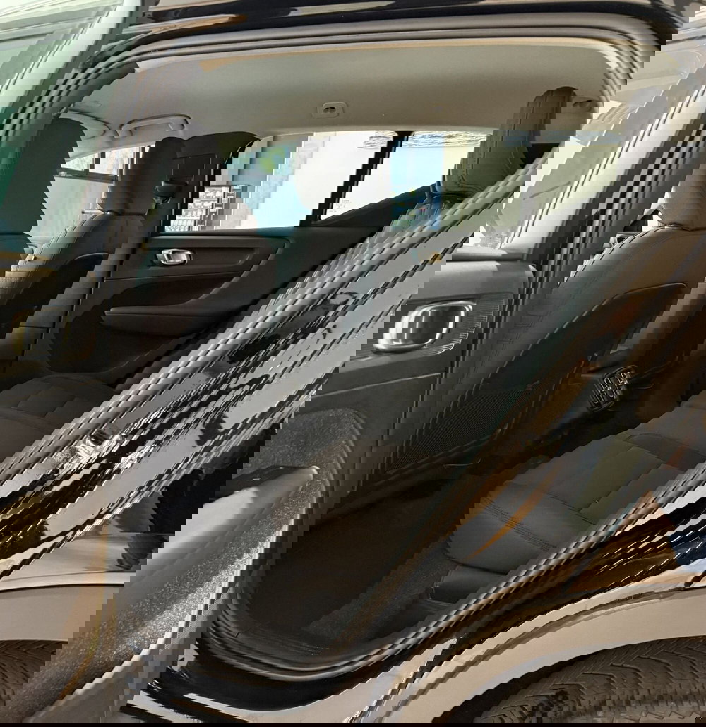 Volvo XC40 usata a Parma (6)