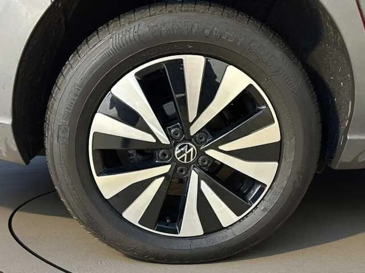 Volkswagen Taigo usata a Roma (7)