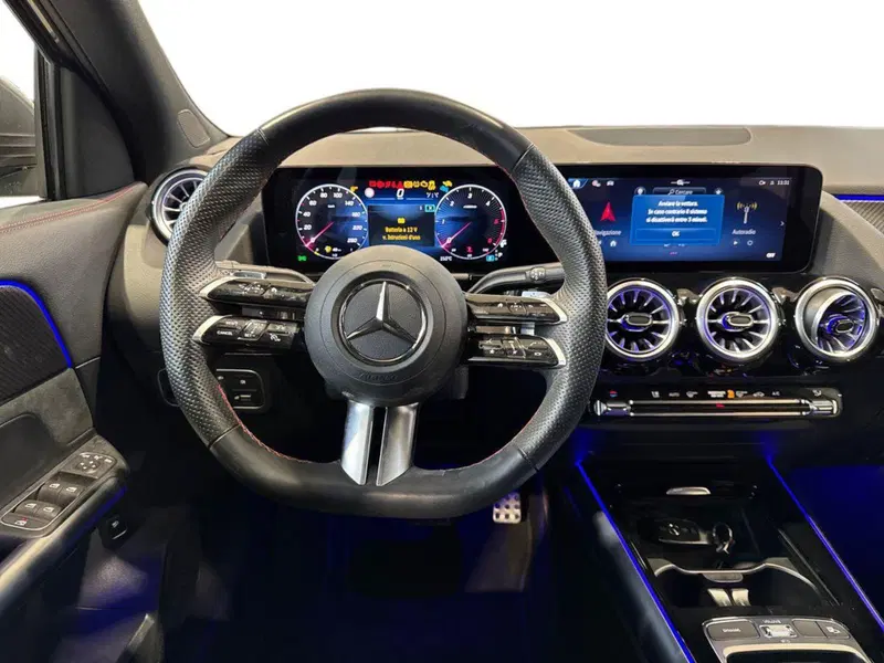 Mercedes-Benz GLA SUV usata a Foggia (11)