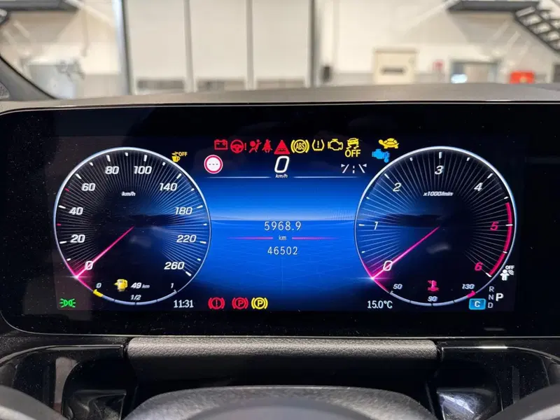 Mercedes-Benz GLA SUV usata a Foggia (13)