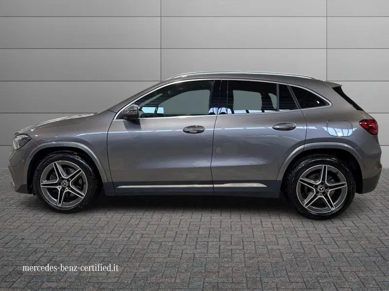 Mercedes-Benz GLA SUV usata a Foggia (6)
