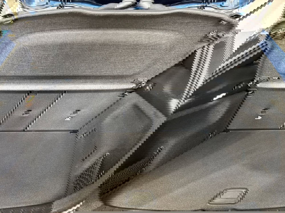 Mercedes-Benz GLA SUV usata a Foggia (8)