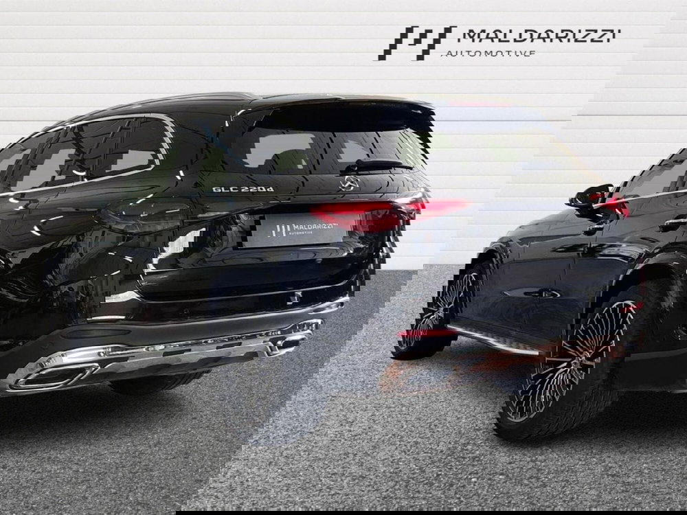 Mercedes-Benz GLC SUV usata a Bari (4)