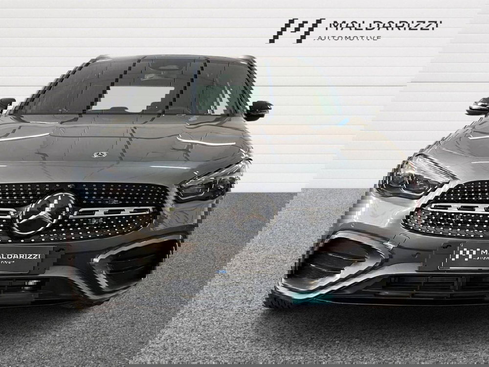 Mercedes-Benz GLA SUV usata a Bari (2)