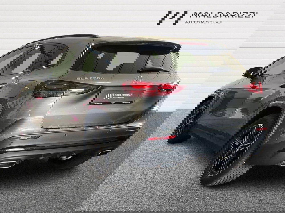 Mercedes-Benz GLA SUV usata a Bari (4)