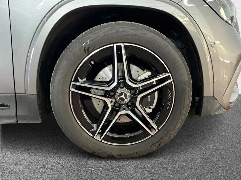Mercedes-Benz GLA SUV usata a Bari (6)