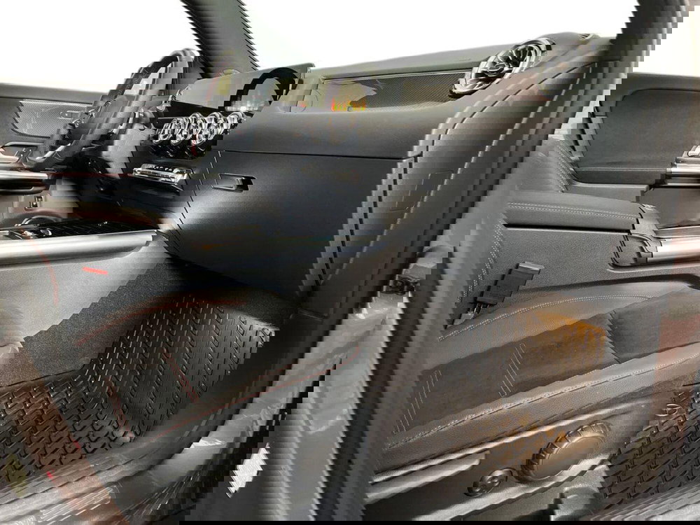 Mercedes-Benz GLA SUV usata a Bari (9)