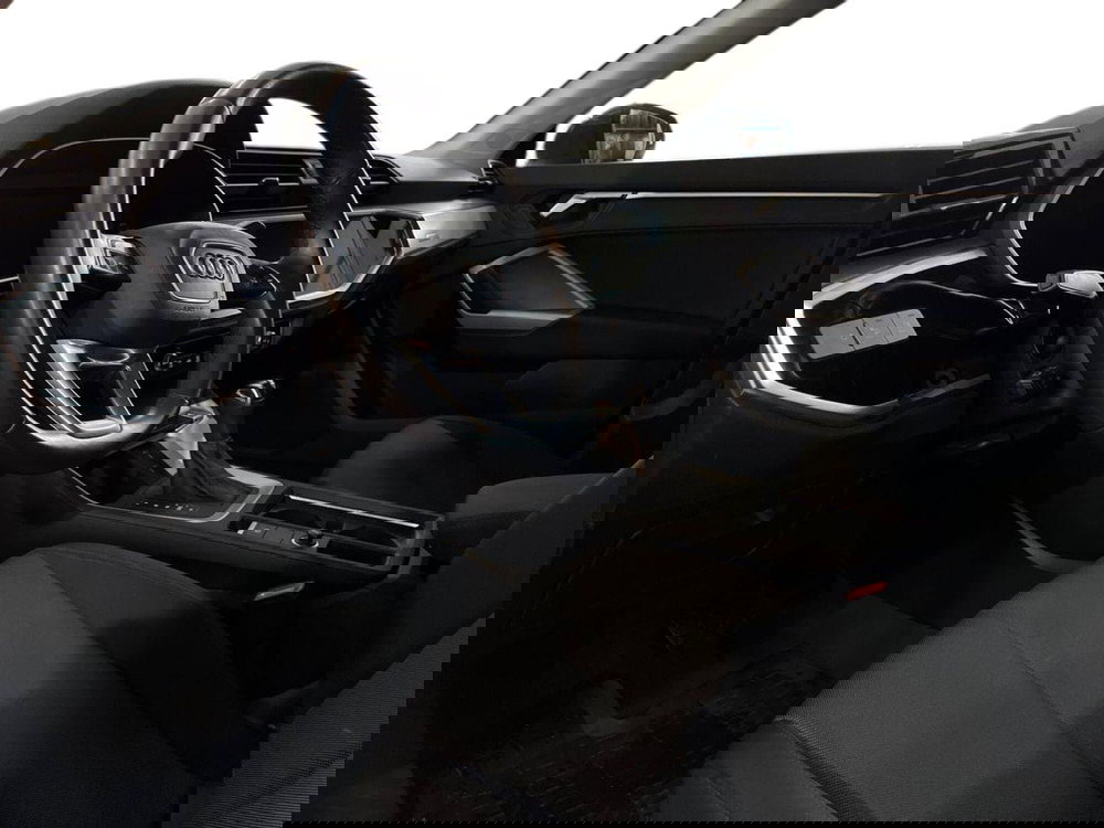 Audi Q3 usata a Bari (10)