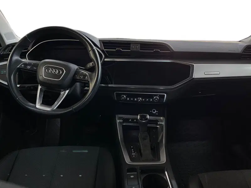 Audi Q3 usata a Bari (8)