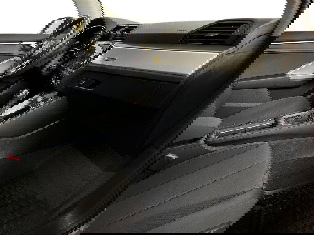 Audi Q3 usata a Bari (9)