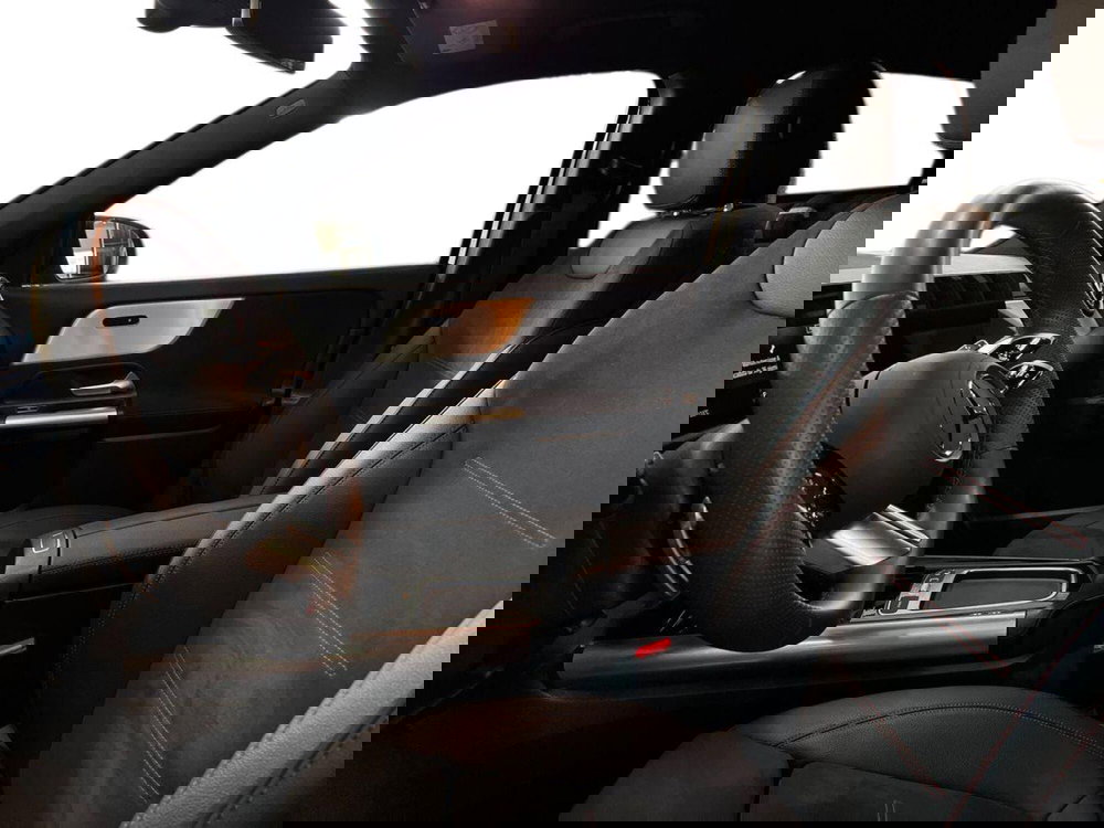 Mercedes-Benz GLA SUV usata a Bari (7)