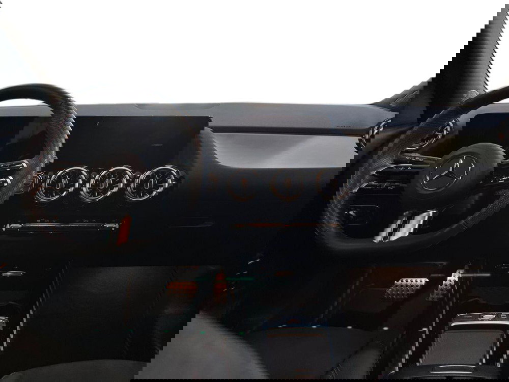 Mercedes-Benz GLA SUV usata a Bari (8)