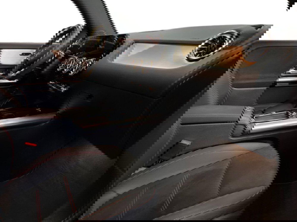 Mercedes-Benz GLA SUV usata a Bari (9)