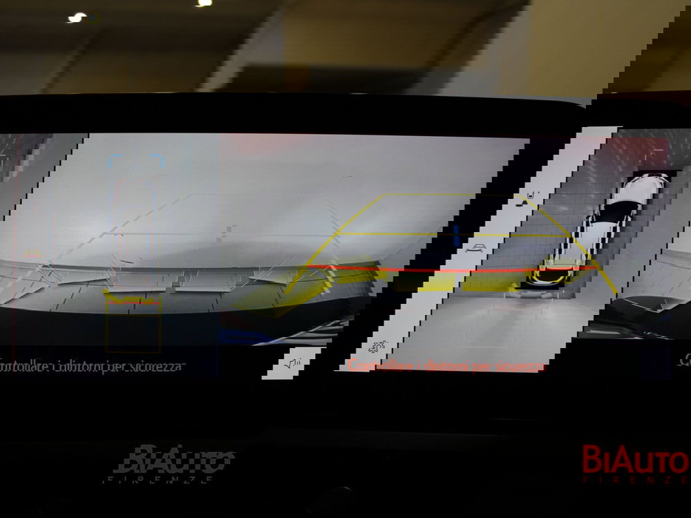 Lexus UX usata a Firenze (15)