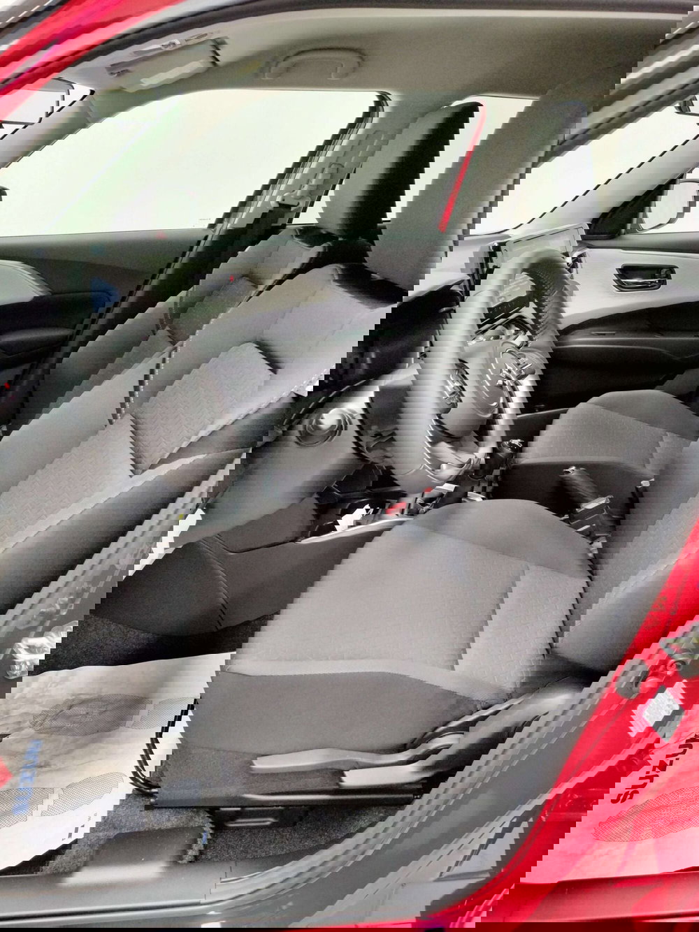 Suzuki Swift nuova a Rovigo (7)