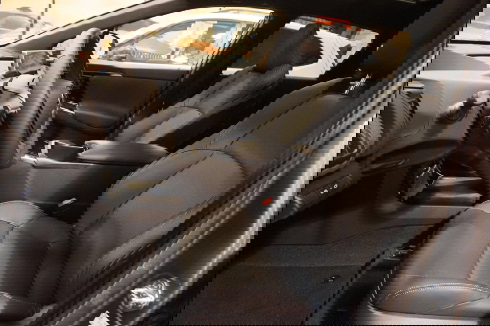 Subaru Solterra usata a Pescara (7)