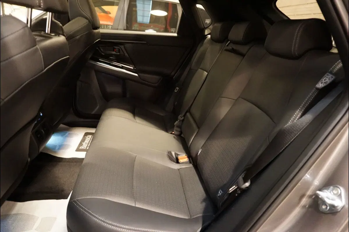 Subaru Solterra usata a Pescara (8)