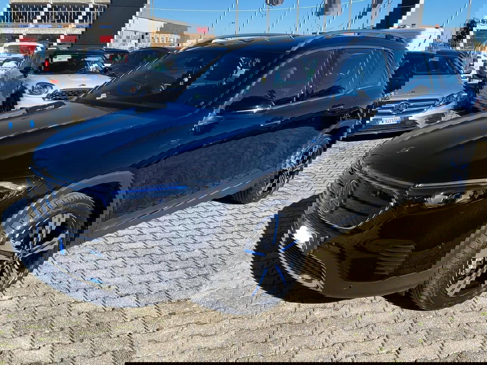 Mercedes-Benz EQB usata a Pescara