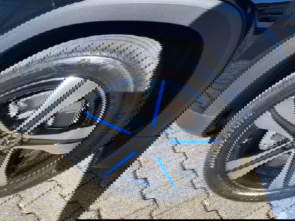 Mercedes-Benz EQB usata a Pescara (13)