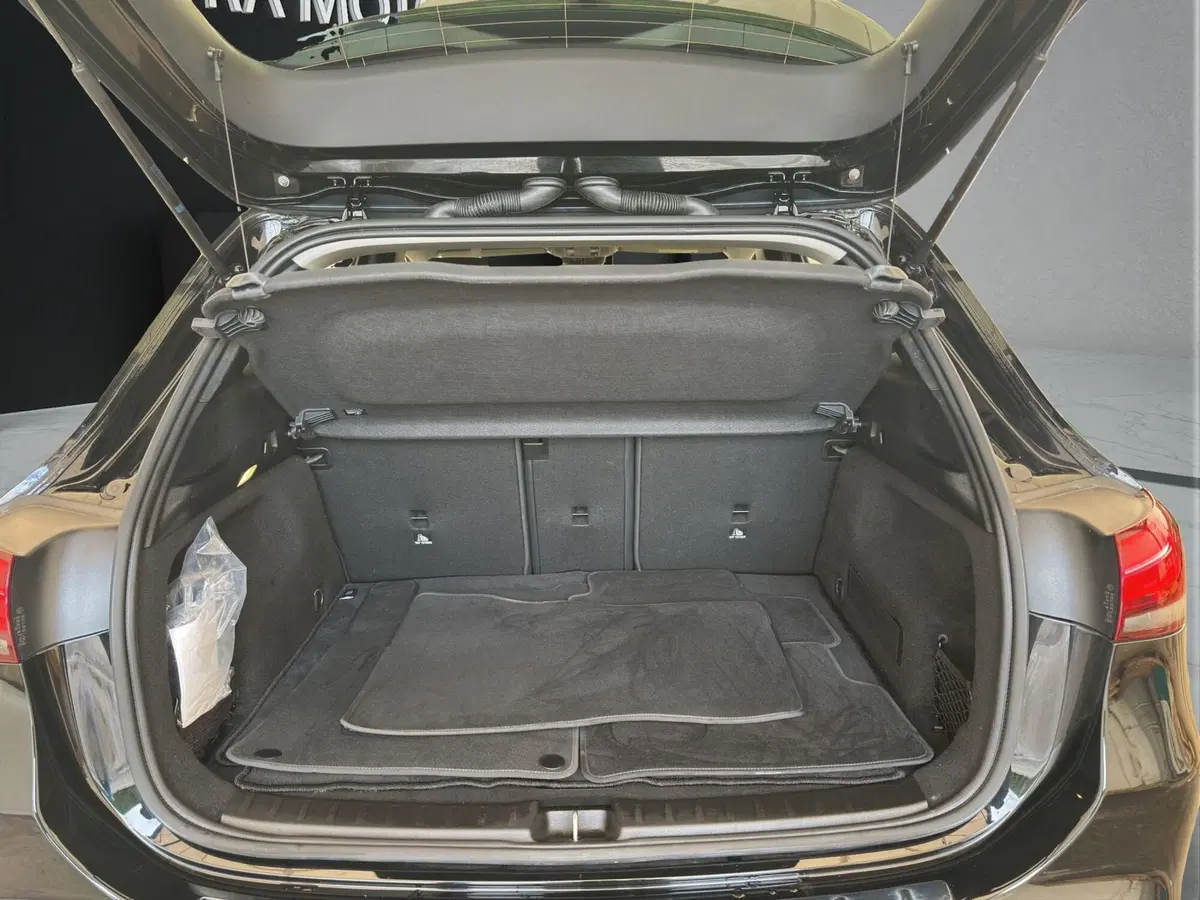 Mercedes-Benz GLA SUV usata a Cosenza (20)