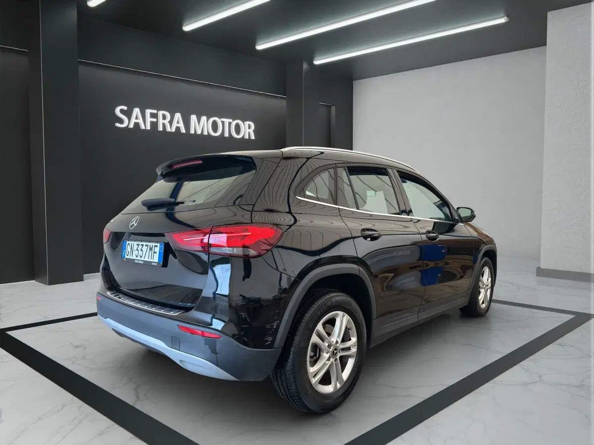 Mercedes-Benz GLA SUV usata a Cosenza (6)