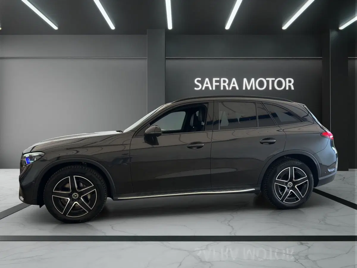 Mercedes-Benz GLC usata a Cosenza (3)