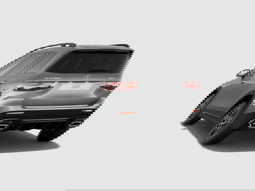 Mercedes-Benz GLB nuova a Rimini (3)