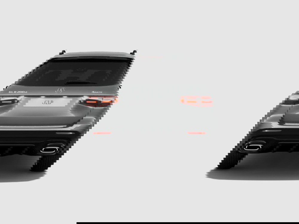 Mercedes-Benz GLB nuova a Rimini (4)