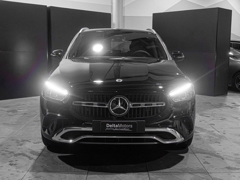 Mercedes-Benz GLA SUV nuova a Ancona (5)