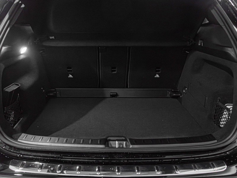 Mercedes-Benz GLA SUV nuova a Ancona (9)