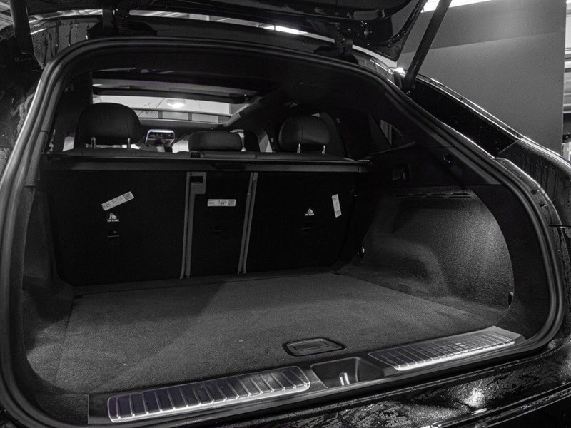 Mercedes-Benz EQE SUV nuova a Macerata (10)