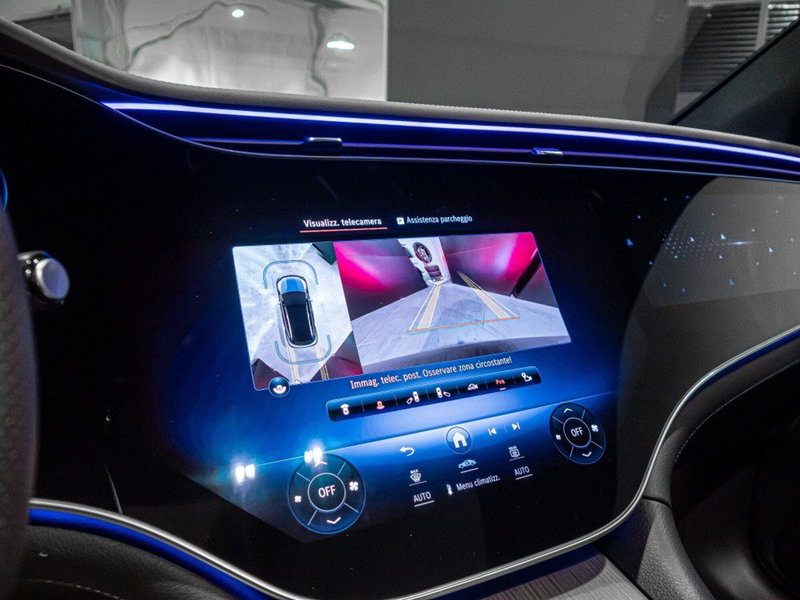 Mercedes-Benz EQE SUV nuova a Macerata (17)