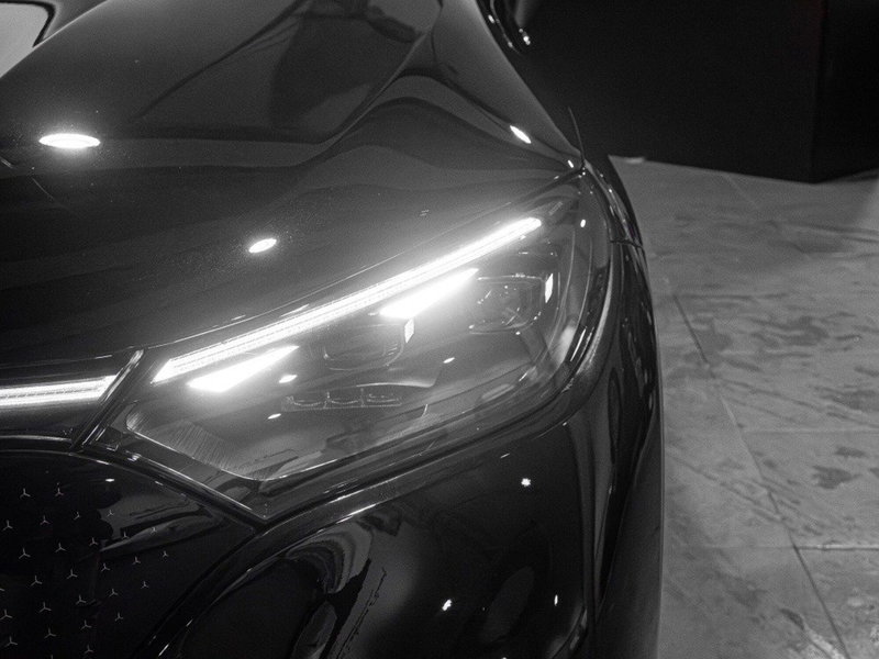 Mercedes-Benz EQE SUV nuova a Macerata (6)