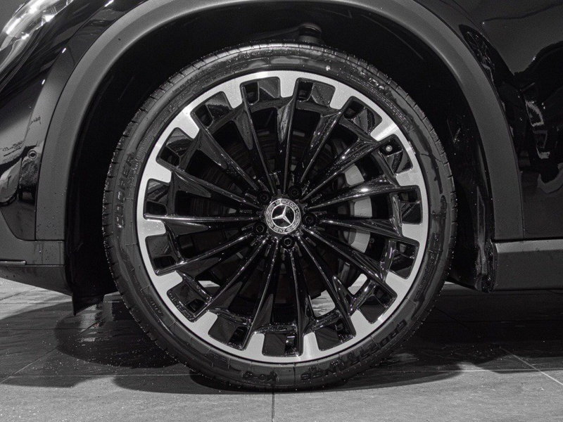 Mercedes-Benz EQE SUV nuova a Macerata (7)