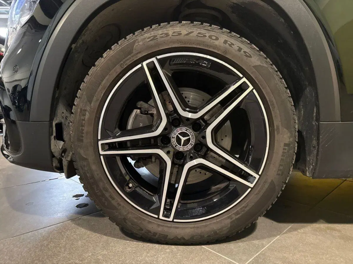 Mercedes-Benz GLB usata a Macerata (8)
