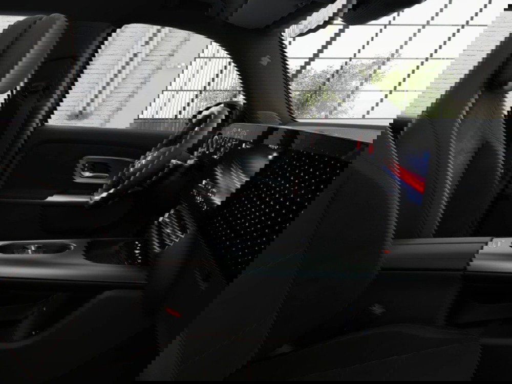 Mercedes-Benz GLB nuova a Macerata (10)