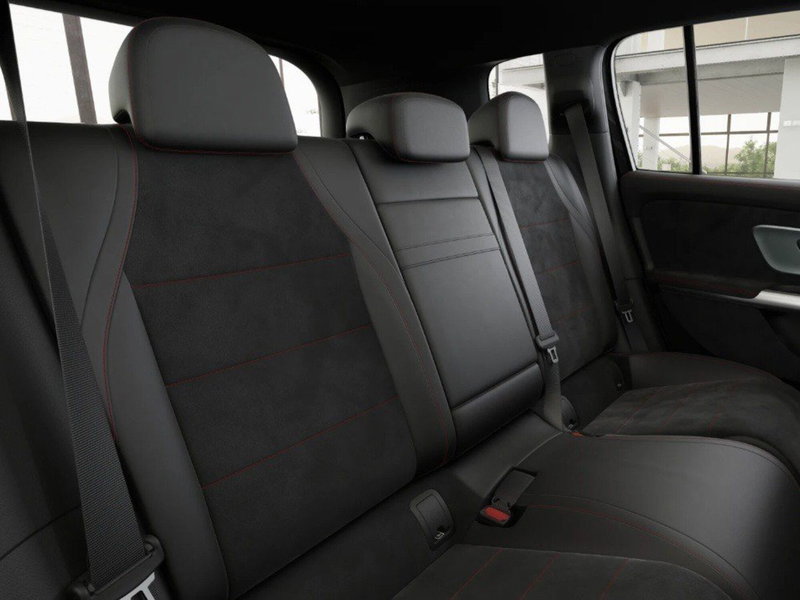 Mercedes-Benz GLB EQ nuova a Macerata (11)