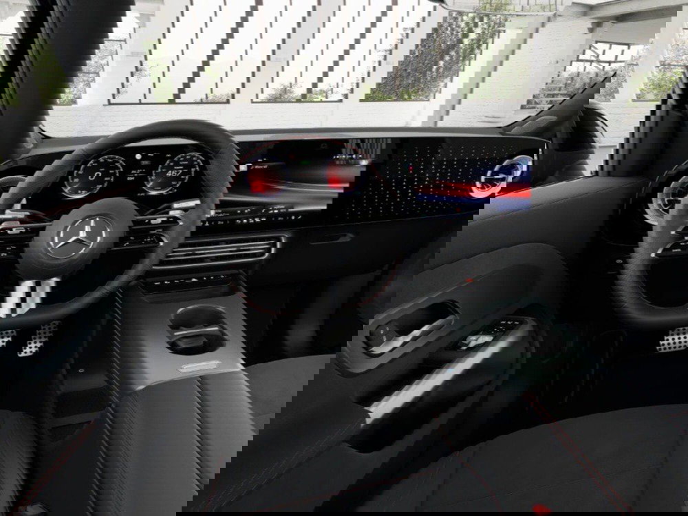 Mercedes-Benz GLB nuova a Macerata (9)