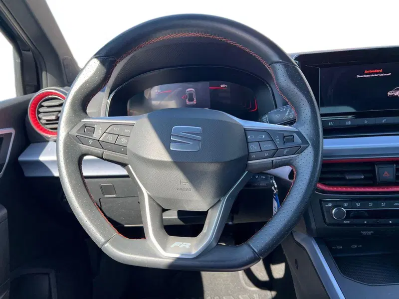 SEAT Arona usata a Siena (13)