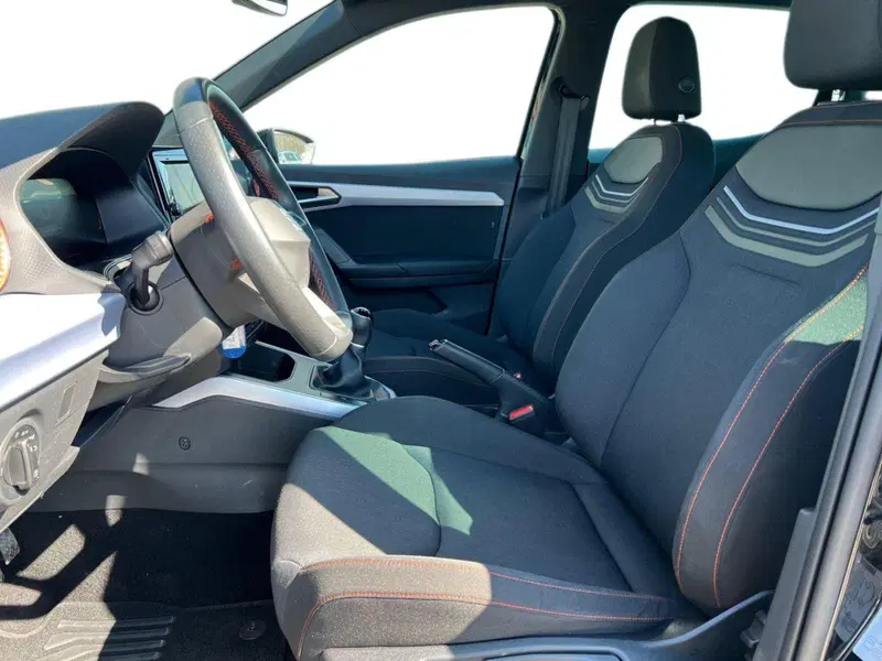 SEAT Arona usata a Siena (9)