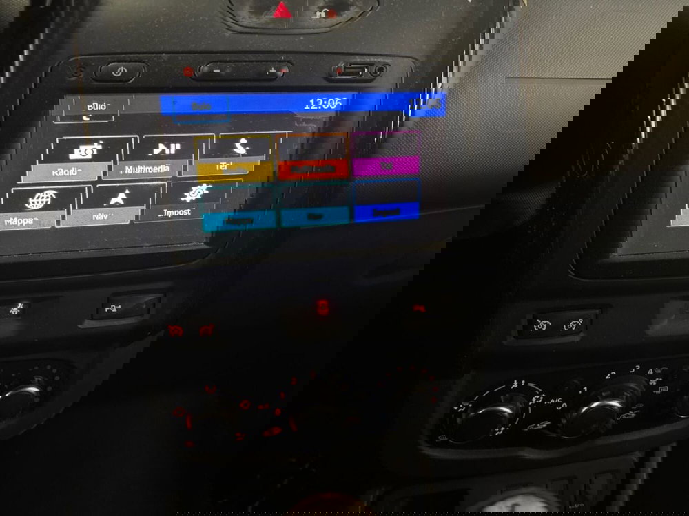 Dacia Duster usata a Torino (13)